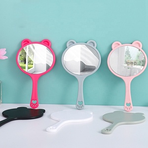 Espejo de maquillaje de mano portátil con forma de oso bonito al por mayor espejo de pestañas de salón espejo de mano rosa para niña - Product Image 5