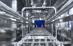 Laveuse commerciale à double canal pour caisses, paniers en plastique, plateaux de cuisson, boîtes et palettes - Product Image 5