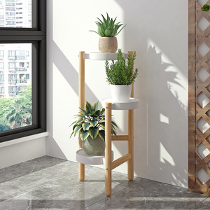 Soporte para Plantas de Estilo Nórdico, de 3 Niveles, con Acabado en Madera Blanca, para Interiores, Sala de Estar, Multifuncional, para Flores - Product Image 1