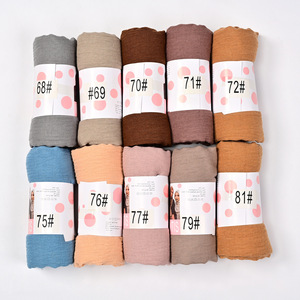 Venta al por mayor sólido <span class=keywords><strong>Heather</strong></span> cepillado invierno chal Pashmina de lujo personalizado de las mujeres Hijab impreso Logo musulmán mujeres Head Wrap - Product Image 5
