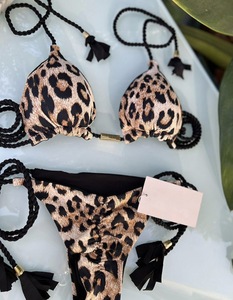 Ensemble bikini 2 pièces <span class=keywords><strong>SIFU</strong></span> de haute qualité pour femme, nouveau style européen-américain 2025, motif floral triangulaire fendu, maillot de bain respirant - Product Image 6