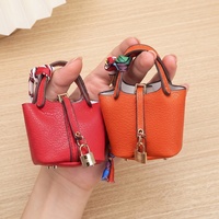 Mini sac seau tendance en PU, porte-clés, pendentif pour sac à main, décoration de sac à dos, breloque pour femme, cadeau