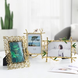 <span class=keywords><strong>Cadre</strong></span> <span class=keywords><strong>Photo</strong></span> personnalisé, lumière de luxe, branche dorée, <span class=keywords><strong>cadre</strong></span> <span class=keywords><strong>photo</strong></span> 6 /7 pouces, <span class=keywords><strong>cadre</strong></span> <span class=keywords><strong>photo</strong></span> haut de gamme, cadeaux de mariage/vacances - Product Image 4