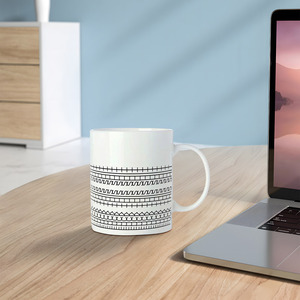 Taza de Café de Cerámica con Mensaje Oculto, Diseño Minimalista a Rayas, Serigrafía, Uso General - Product Image 5