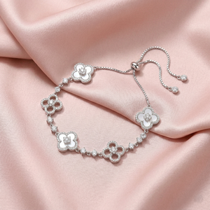 Bracciale con Charm Floreale Placcato Oro in Lega, Regolabile con Zirconi, Braccialetti Portafortuna a Forma di Fiore per Donna, Regalo di Gioielleria - Product Image 2