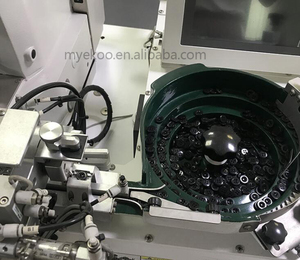 Machine à coudre neuve pour usage domestique, fixation automatique des boutons, formation de point de recouvrement, mécanisme d'alimentation multiple - Product Image 4