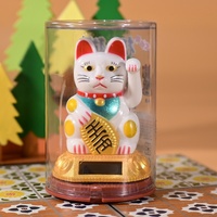 Chat porte-bonheur solaire Maneki Neko doré, figurine ondulant du doigt, ornement Feng Shui pour la maison, le bureau, la voiture, cadeau porte-bonheur et de prospérité