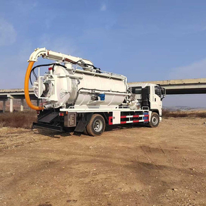 Camion d'aspiration des eaux usées ISU*ZU 4x2 5cbm avec réservoir septique, transmission manuelle diesel, norme d'émission Euro 6 - Product Image 2