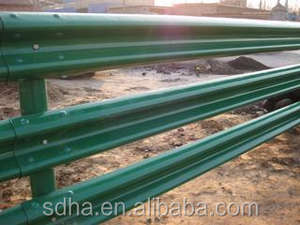 EN1317 Acero galvanizado de alta resistencia Vehículo de autopista Seguridad vial W Beam <span class=keywords><strong>Guardrail</strong></span> Barreras de tráfico Precio para entrada de carretera - Product Image 5