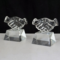 Trophée en cristal personnalisé 7x9cm, trophée en cristal transparent avec prise de main