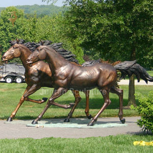 Escultura de bronce personalizada de <span class=keywords><strong>caballos</strong></span> árabes con fuente para decoración del hogar con tema de animales - Product Image 6