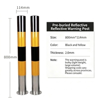 Poteau de signalisation réfléchissant en acier pour barrière de sécurité, réflectivité de qualité ingénierie, protection IP44, revêtement PVC, installation en enfoncement 800 mm