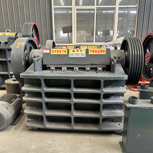 Concasseur à mâchoires à haute productivité HAOTUO avec moteur AC et roulement pour l'extraction de granit, basalte et minerai d'or, capacité de 40-70 T/h - Product Image 2