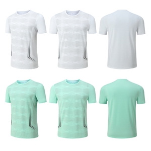 T-shirt de sport de haute qualité pour hommes, en tissu polyester et élasthanne, idéal pour la course à pied et la gym - Product Image 2