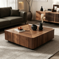 Table basse en noyer de style moderne du milieu du siècle, structure en bois, base en métal, design minimaliste, table de salon carrée, fonctionnelle