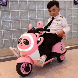 มอเตอร์ไซค์ไฟฟ้าสำหรับเด็ก Panda Kids แบตเตอรี่ 12V พร้อมไฟ สำหรับเด็กอายุ 1-6 ปี ของเล่นสกู๊ตเตอร์ - Product Image 4