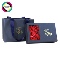 Ensemble pour la Saint-Valentin, feuille d'or gaufrée, avantage UV, comprend un anneau, un sac en papier, une rose, fabriqué pour l'emballage de boîte à fleurs
