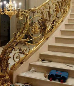 Rampe d'escalier décorative en fer forgé doré de luxe, balustrade à volutes, panneau de main courante d'escalier en métal style palais - Product Image 2
