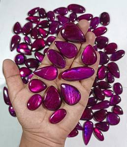 Perles de labradorite naturelle teintée en violet de qualité supérieure pour la fabrication de bijoux, colliers, bracelets et artisanat, disponibles à la vente - Product Image 3