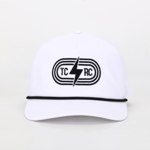 Gorra de béisbol unisex personalizada de 5 paneles, semirrígida, de poliéster suave, estilo urbano, con logo bordado y cuerda, característica de tela común. - Product Image 2