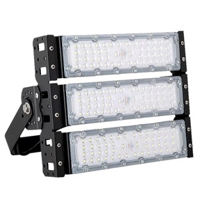 Luz de mástil alto modular de accionamiento externo para iluminación de plazas y lugares - Product Image 2