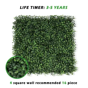 P4-5 Grama artificial de plástico de alta qualidade para decoração ao ar livre, painel de madeira de buxo e folhas de parede
