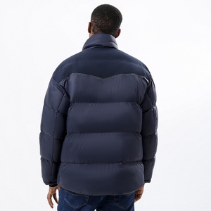 Veste matelassée décontractée pour homme sur mesure, grande taille, avec col montant, fermeture éclair et poches de type suspension pour l'hiver - Product Image 5