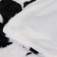 Couverture en microfibre de vache, plaid chaud et confortable, imprimé Animal, polaire légère, couverture de voyage