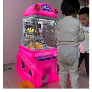 La mejor calidad Mini Crane <span class=keywords><strong>Arcade</strong></span> Machine <span class=keywords><strong>Super</strong></span> <span class=keywords><strong>Box</strong></span> 3 Claw Metal Gift Dolls Pick-up Juegos que funcionan con monedas a la venta - Product Image 4