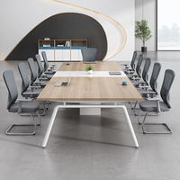 Bureau de réunion moderne en bois pour 10 personnes, 4m 5m, table de conférence avec panneau, style bois pour salle de réunion