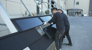 BIPV Système <span class=keywords><strong>solaire</strong></span> de <span class=keywords><strong>toiture</strong></span> Conception innovante Technologie photovoltaïque Eco Green Energy Solar Bardeaux Tuiles pour le toit - Product Image 3