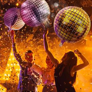 Pacchetto di 6 palloncini per sfera olografica in argento da discoteca per la tua festa - Product Image 3