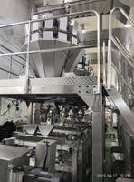 Machine de remplissage et de scellage automatique rotative à grande vitesse pour gobelets en plastique pour yaourt, pudding, jus, crème glacée