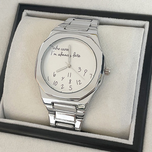 Reloj para hombre con números arábigos, el más vendido: sencillo y elegante, resistente al agua, con movimiento de cuarzo luminoso, perfecto para la noche - Product Image 4
