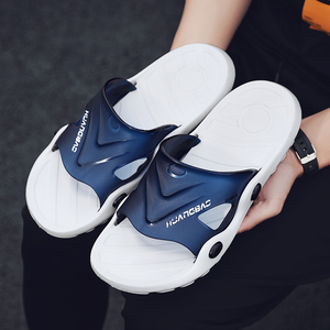 Nuevas zapatillas Chanclas para hombre Sandalias de verano Ropa de moda de playa para hombre - Product Image 5