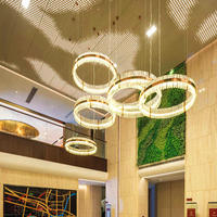 Lustre suspendu contemporain personnalisé style ferme avec cristaux, prix direct usine pour projet de salon