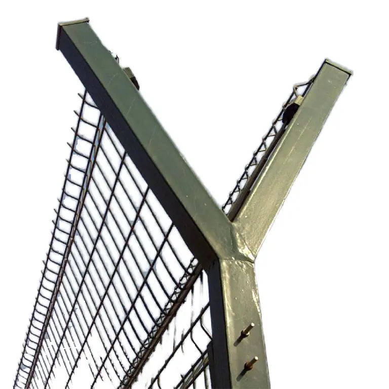 Bảo trì thấp chống LEO lên y bài PVC tráng hàng rào sân bay với dao cạo dây thép gai/cổng sắt cho an ninh nhà tù