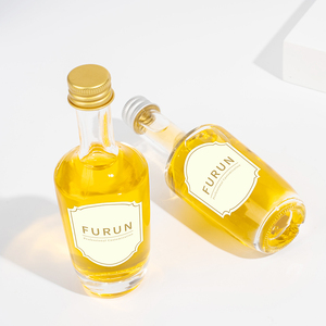 Bottiglia di Vetro Vuota da 50ml per Vino, Liquore, Vodka e Whisky con Tappo a Vite, Personalizzabile all'Ingrosso - Product Image 5