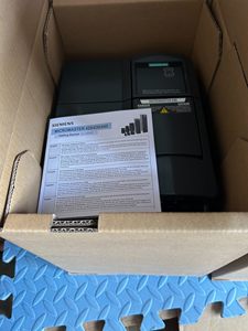 MICROMASTER 440 7.5kW 380-480V 6SE64402UD275CA1 6SE6440-2UD27-5CA1 Expertise technique approfondie avec une expérience approfondie dans le domaine - Product Image 1