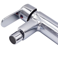 Robinet moderne Nouveau robinet de bidet spécial Accessoires de salle de bain Robinet mélangeur d'eau à trou unique Robinet en laiton NBYT-2616