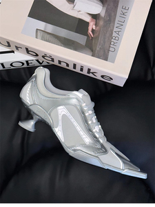 Baskets à <span class=keywords><strong>talon</strong></span> chaton pour femmes, logo personnalisé, vente en gros OEM, design futuriste argenté avec superposition en TPU pour soirées et clubs, livraison rapide - Product Image 5