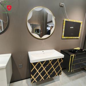 Meuble de salle de bain rayé noir, comptoir blanc, lavabo, miroir rond mural - Product Image 1