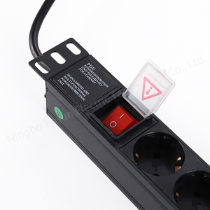Yosun PDU de 19 pulgadas 1U, 16A, 8 vías, 250V, tipo Shucko europeo para montaje en rack, unidad de distribución de energía con interruptor para gabinete alemán de 8 tomas - Product Image 4