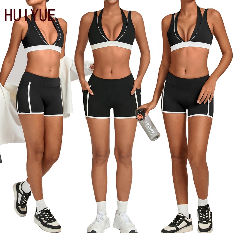 Customized Contrasting Yoga Fitness Suit Set with Double Shoulder Straps Sports Bra Quick Drying Shorts Pilates Fitness Suit