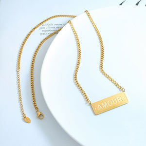 Collier pendentif carré simple en acier inoxydable plaqué or avec inscription <span class=keywords><strong>AMOUR</strong></span>, style punk hip-hop - Product Image 5