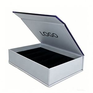Boîte cadeau magnétique blanche personnalisable en direct d'usine avec insert noir, élégante, idéale pour les cadeaux et l'emballage de produits - Product Image 1