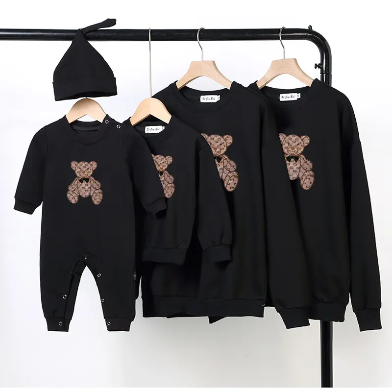 Wholesale Fall Winter Family Clothes long sleeve t-shirt daddy mommy and me matching Outfits family t shirt