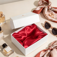 Boîte cadeau rigide de luxe avec logo personnalisé en gros |   Boîte d'emballage haut de gamme doublée de satin pour parfums, bijoux, cosmétiques et petits cadeaux