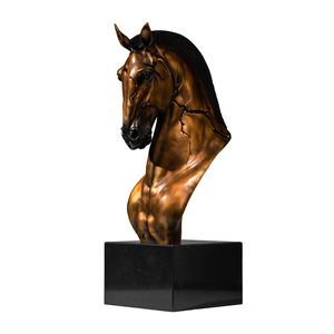 Adorno de Cobre con Cabeza de Caballo en Color Cobre y Dorado, Hecho a Mano, Decoración Artística para Sala de Estar - Product Image 5