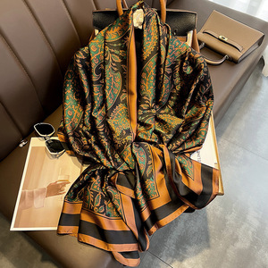 <span class=keywords><strong>Sciarpa</strong></span> in Raso Effetto Satinato Grande e Leggera per Donna, Scialle con Motivo Classico in Finta Seta, <span class=keywords><strong>Elegante</strong></span> Coprispalle Morbido in Raso OEM/ODM - Product Image 1